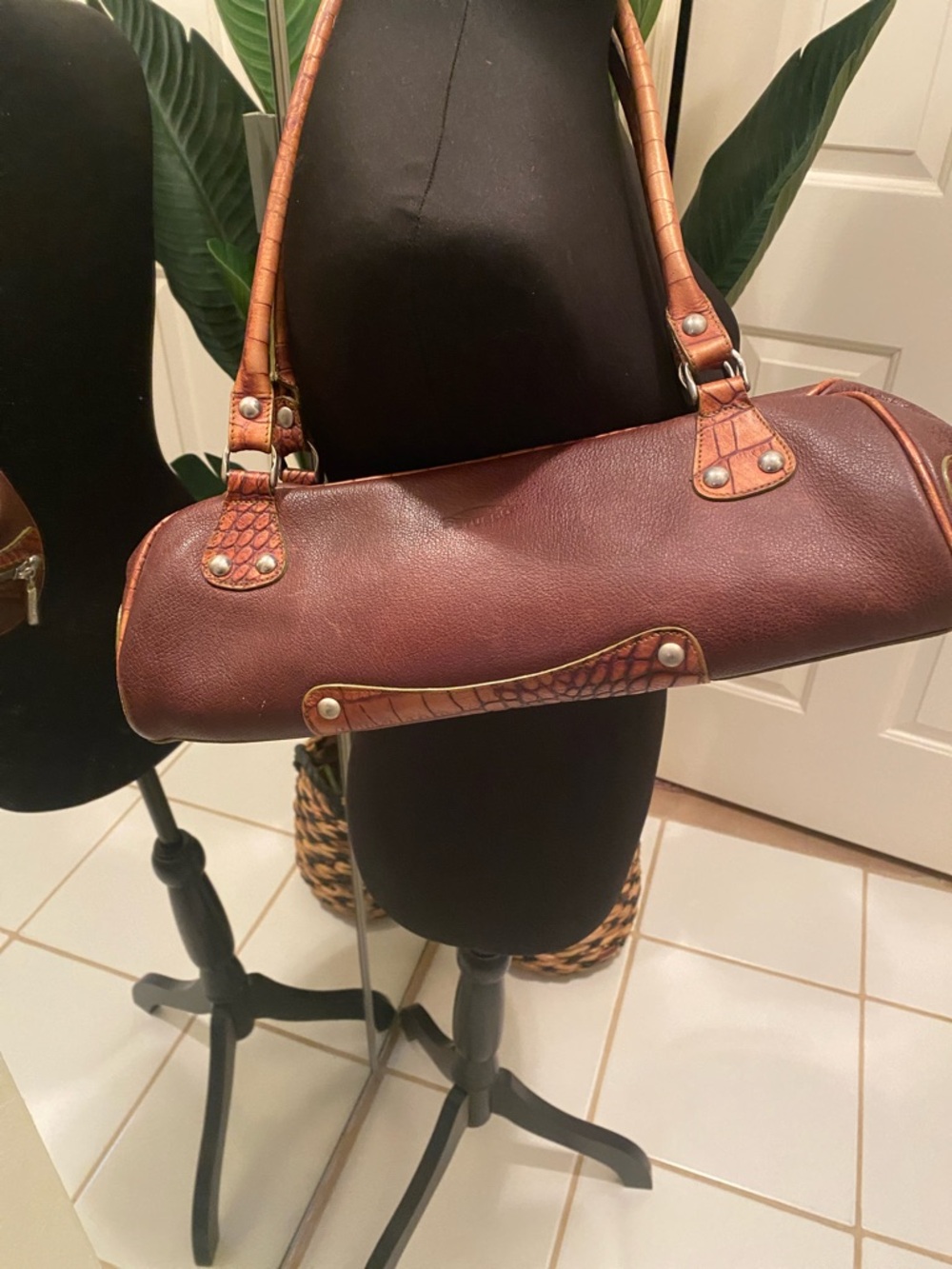 Petusco Brown  Genuine Leather  Bag - Picture 4 of 5